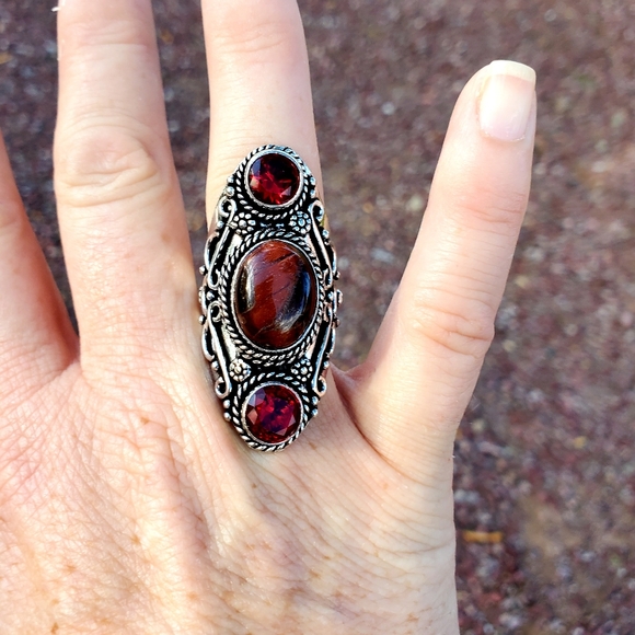 New Red Tiger Eye and Garnet 925 Silver Statement Ring. - Picture 8 of 16